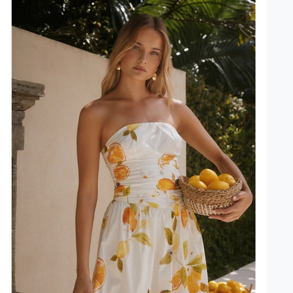 Fortunate One Dresses & Skirts - Fortunate One Golden Glow Maxi Dress Citrus Print